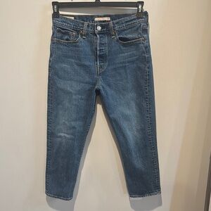 Women’s Levi’s Cropped Wedgie Straight Jeans